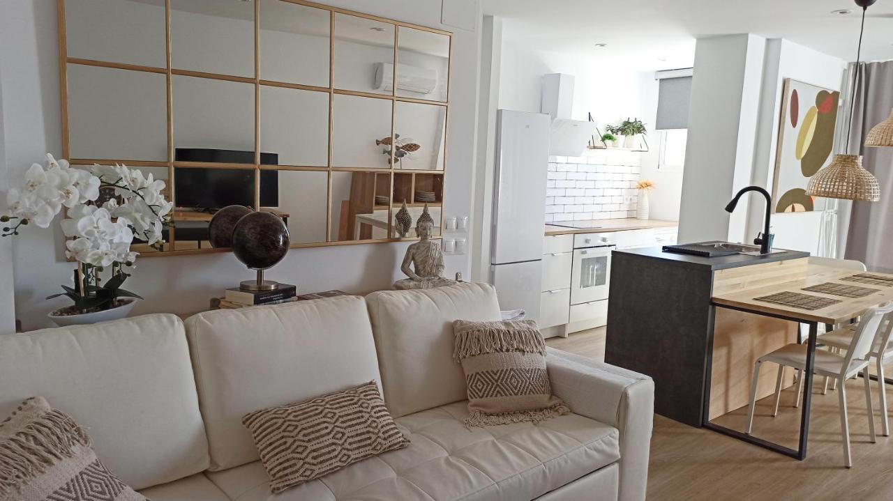 Anasan Fuengirola Playa Apartment ภายนอก รูปภาพ
